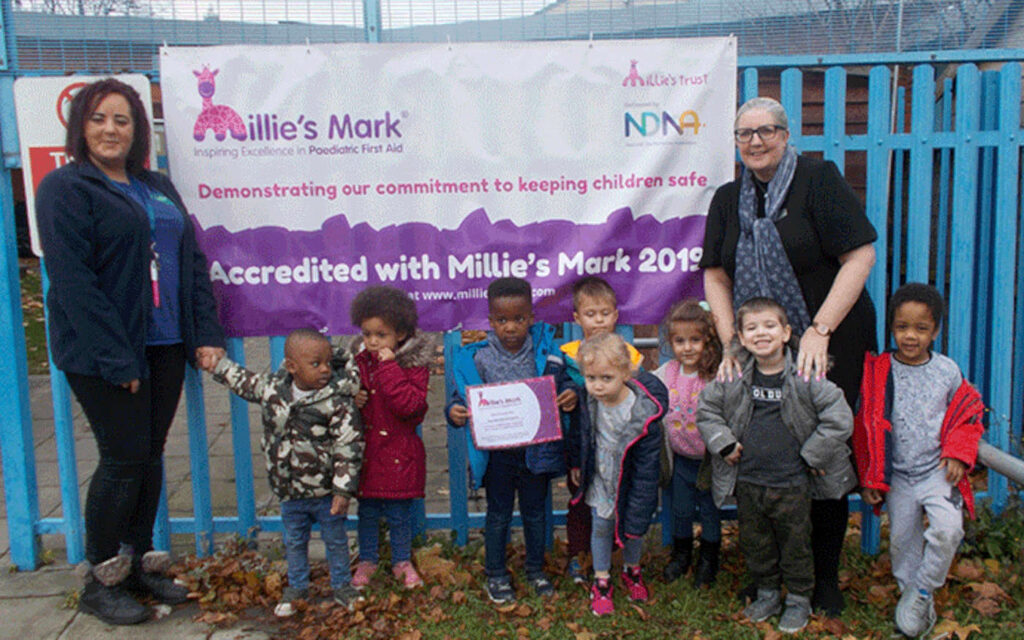 Awarded setting: Chestnut Gascoigne